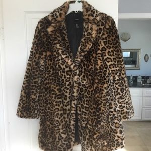 Long Leopard Print fur Coat